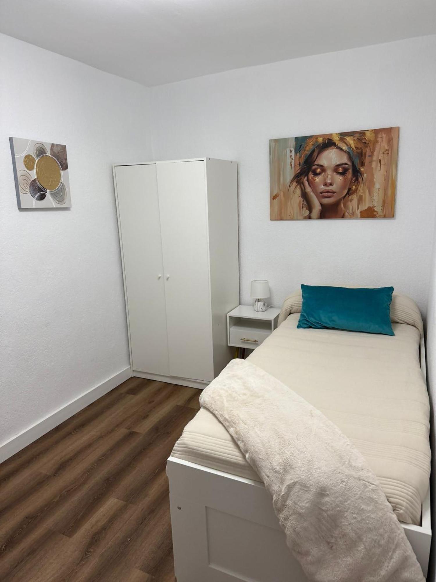 Moderno Y Nuevo Piso Apartment